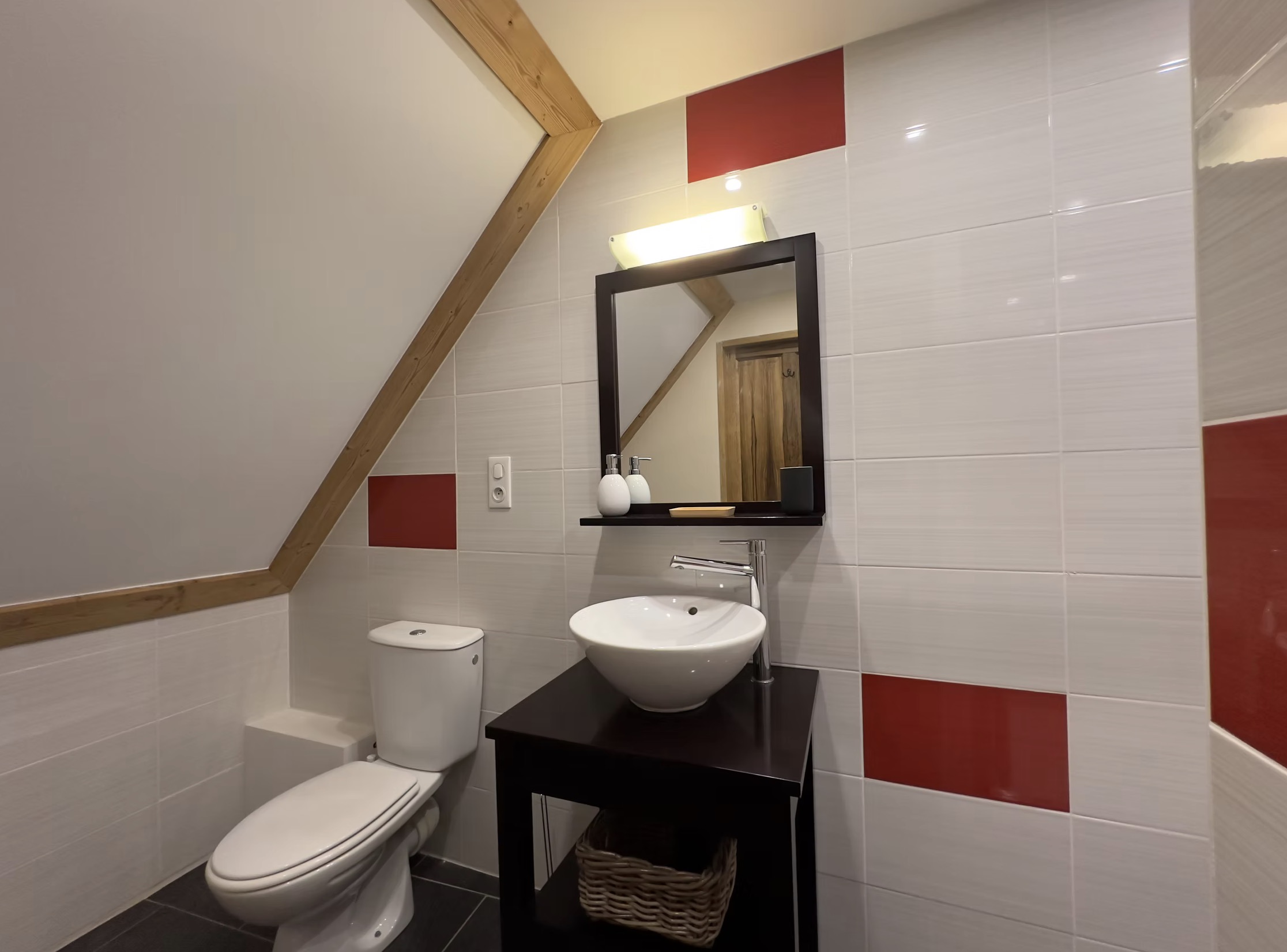 Second en-suite