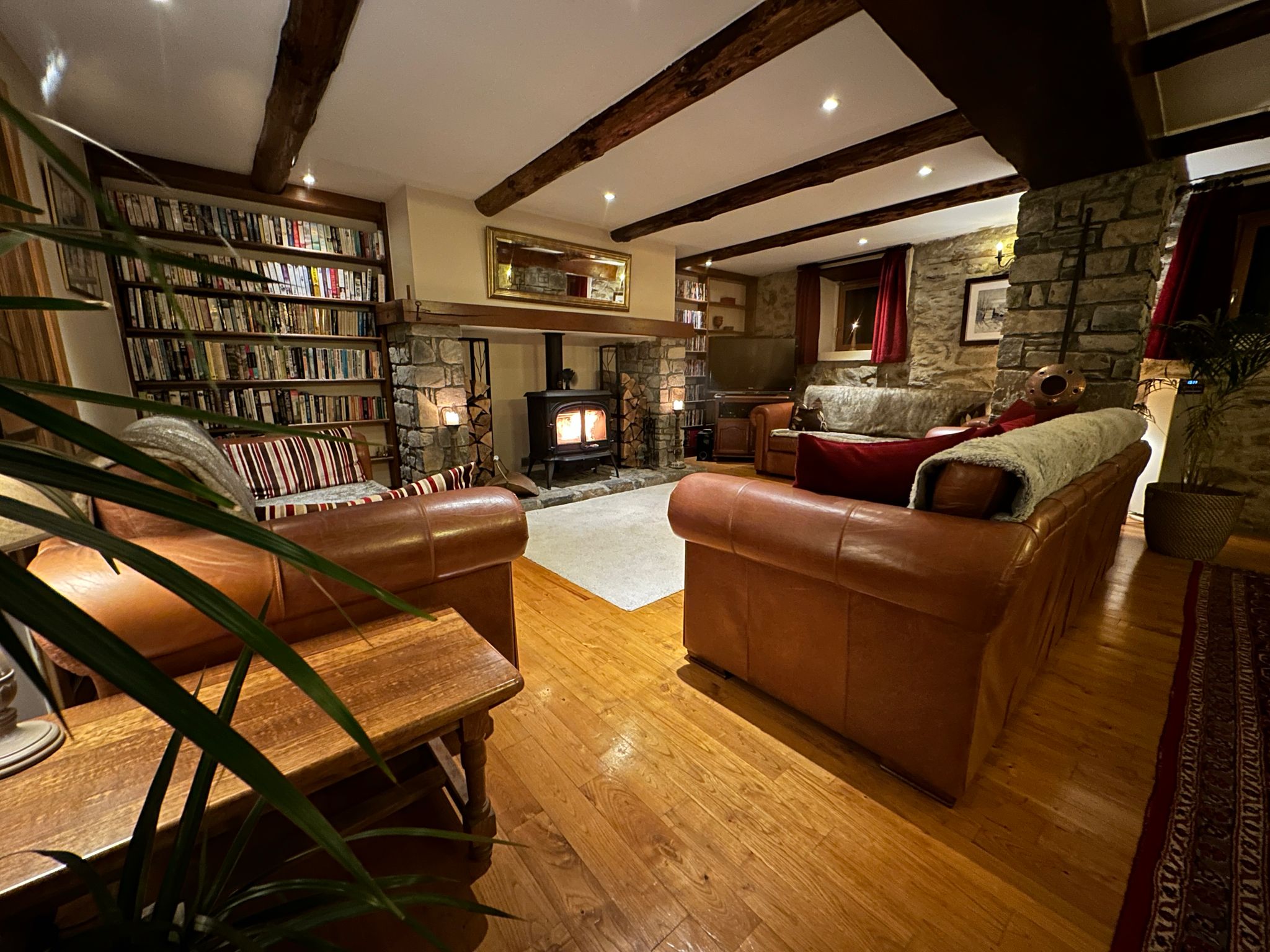Main leather sofa lounge